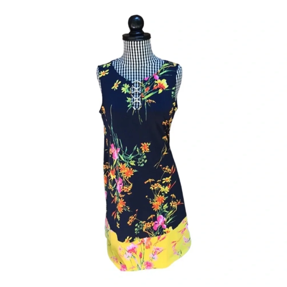 Ivy Road Floral Sleeveless Dress with Yellow Hem Size M - Picture 1 of 3